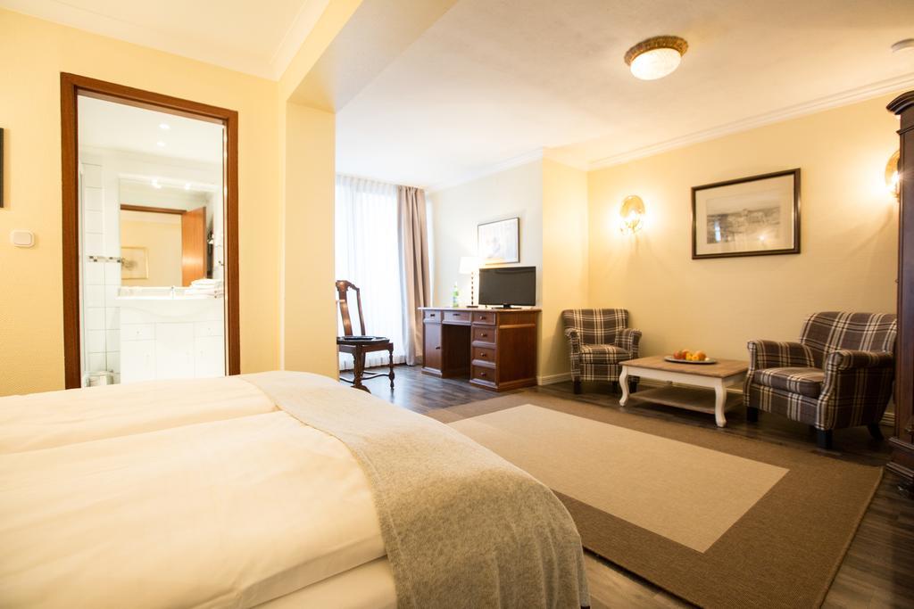 Schoekel'S Hotel Und Restaurant Elze Ngoại thất bức ảnh