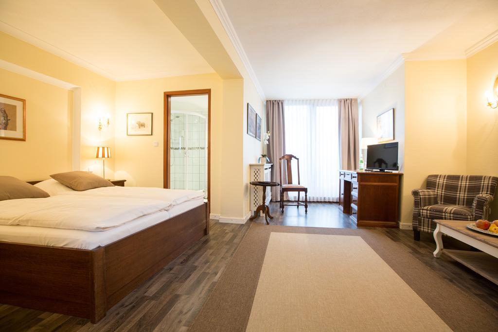 Schoekel'S Hotel Und Restaurant Elze Ngoại thất bức ảnh